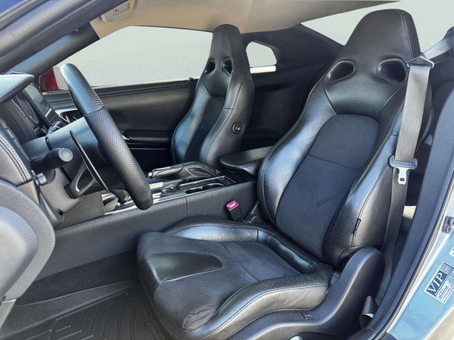 Used 2009 Nissan GT-R Premium image 21