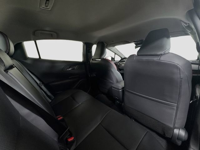 New 2026 Toyota Prius Plug-In Hybrid FWD image 32