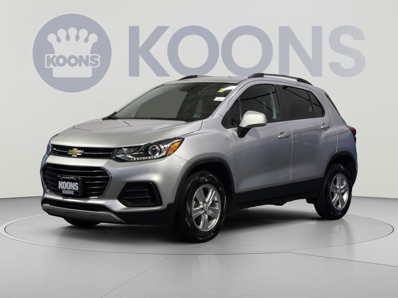 Used 2021 Chevrolet Trax LT AWD/4WD image 1