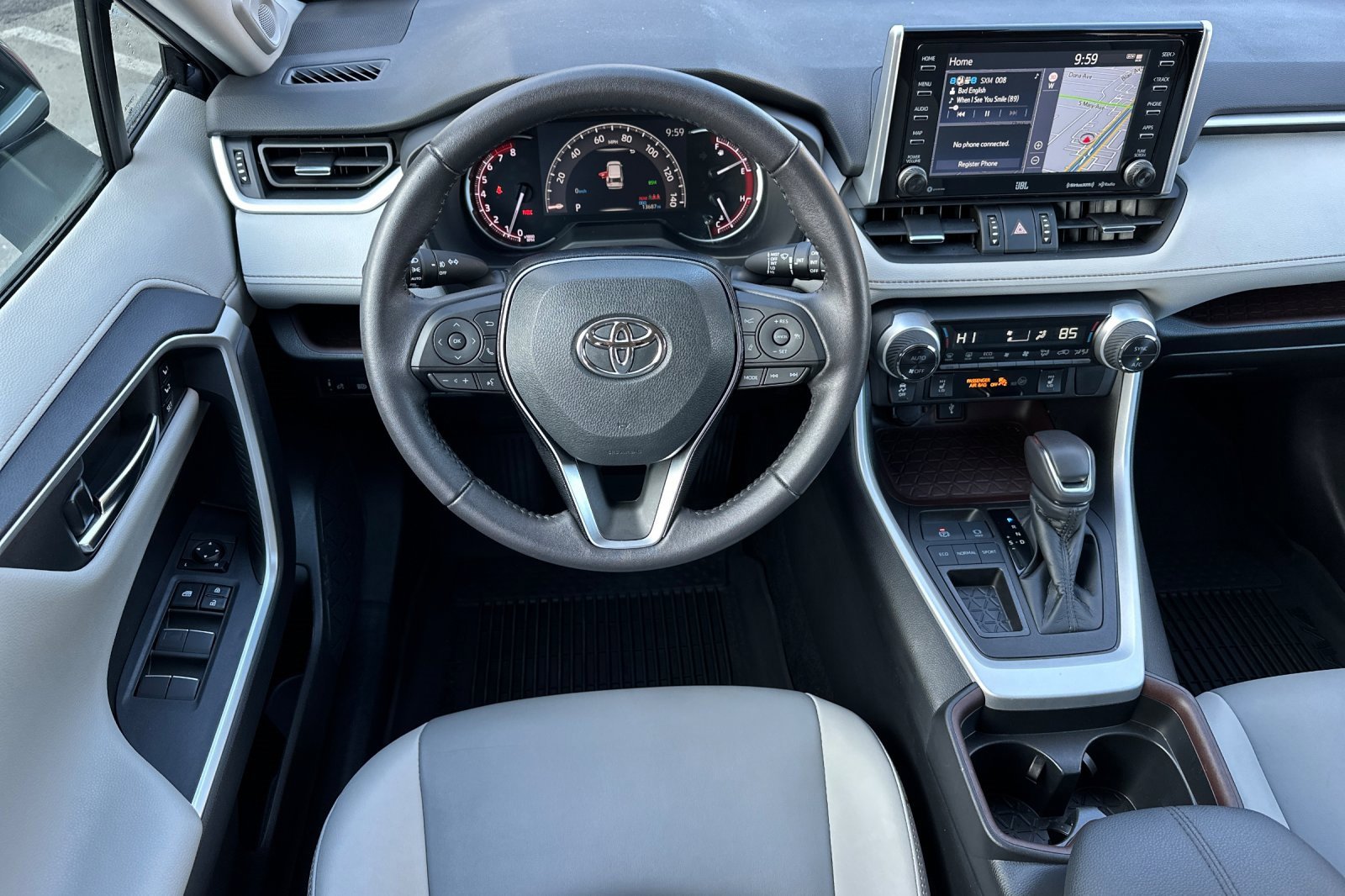 Used 2021 Toyota RAV4 Limited image 19