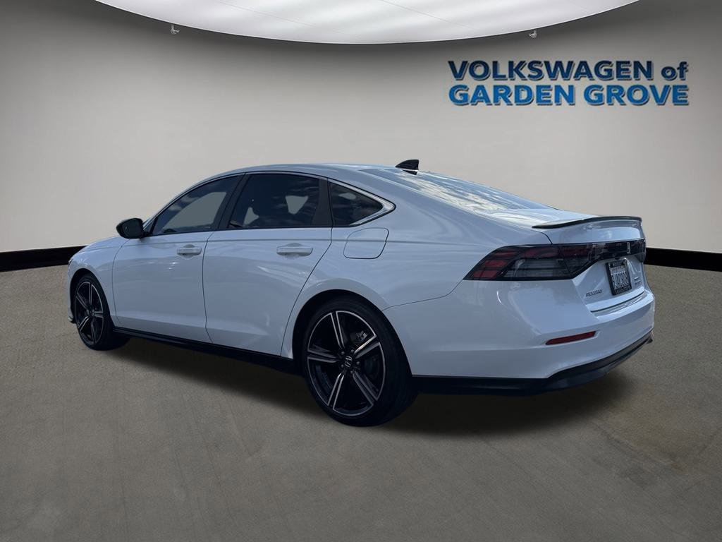 Used 2023 Honda Accord Sport image 5