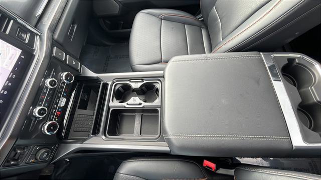 New 2026 Ford F350 Lariat w/ Black Appearance Package image 17