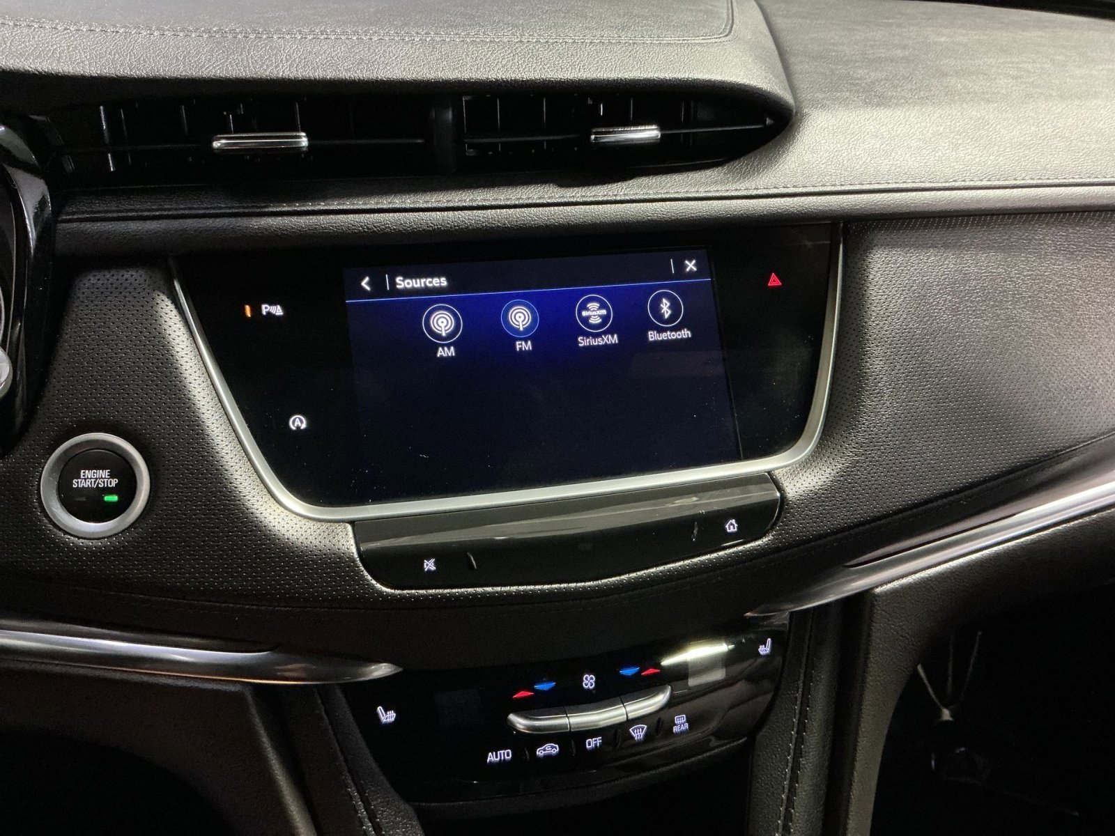 Used 2023 Cadillac XT5 Luxury w/ LPO, Floor Liner Package image 26