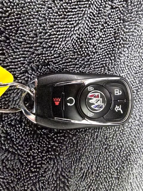 Used 2022 Buick Encore GX Essence AWD/4WD image 39