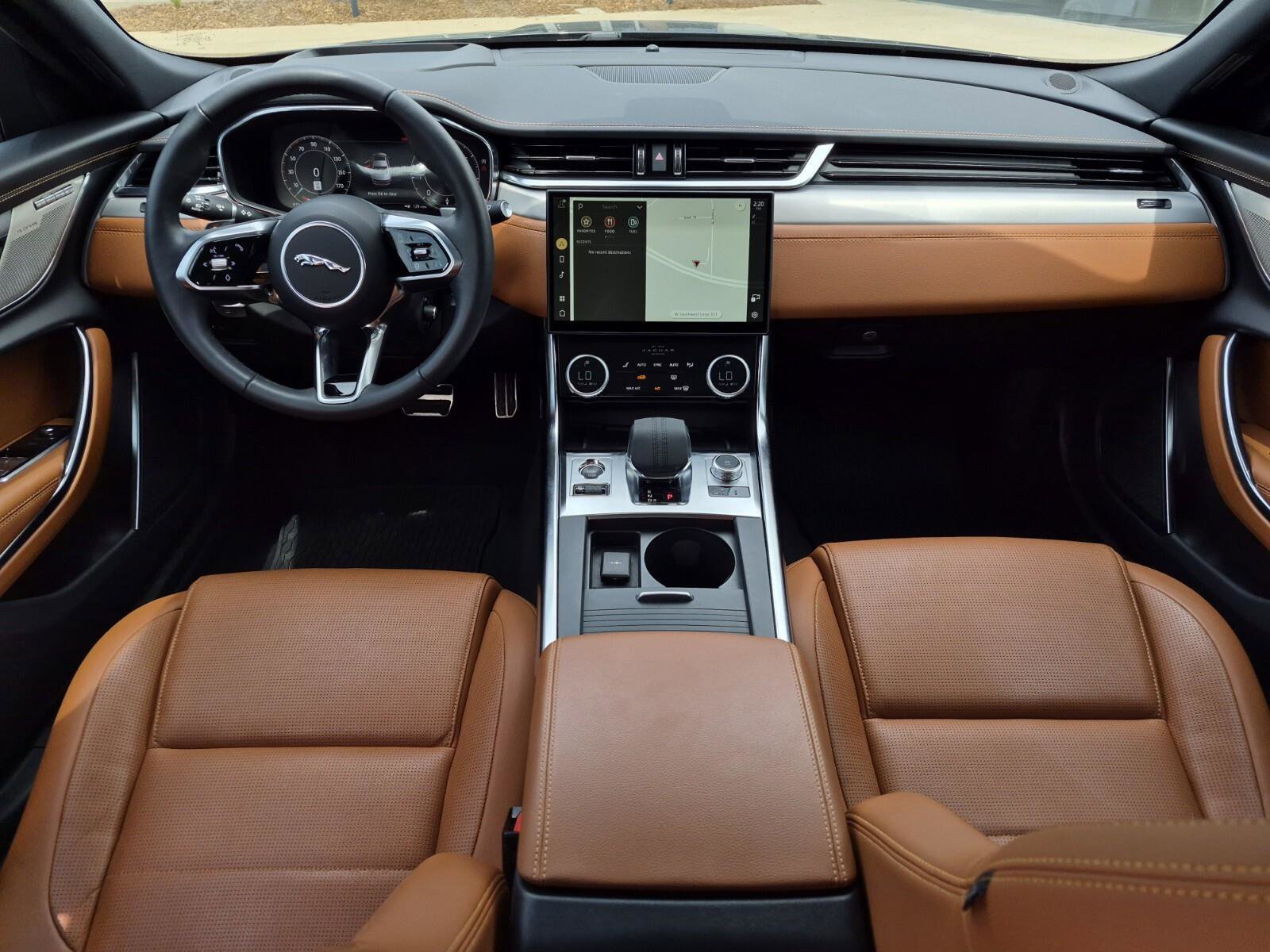 Used 2024 Jaguar XF R-Dynamic SE RWD image 19