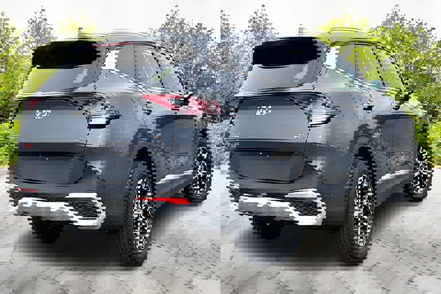 Used 2025 Kia Sportage EX image 13