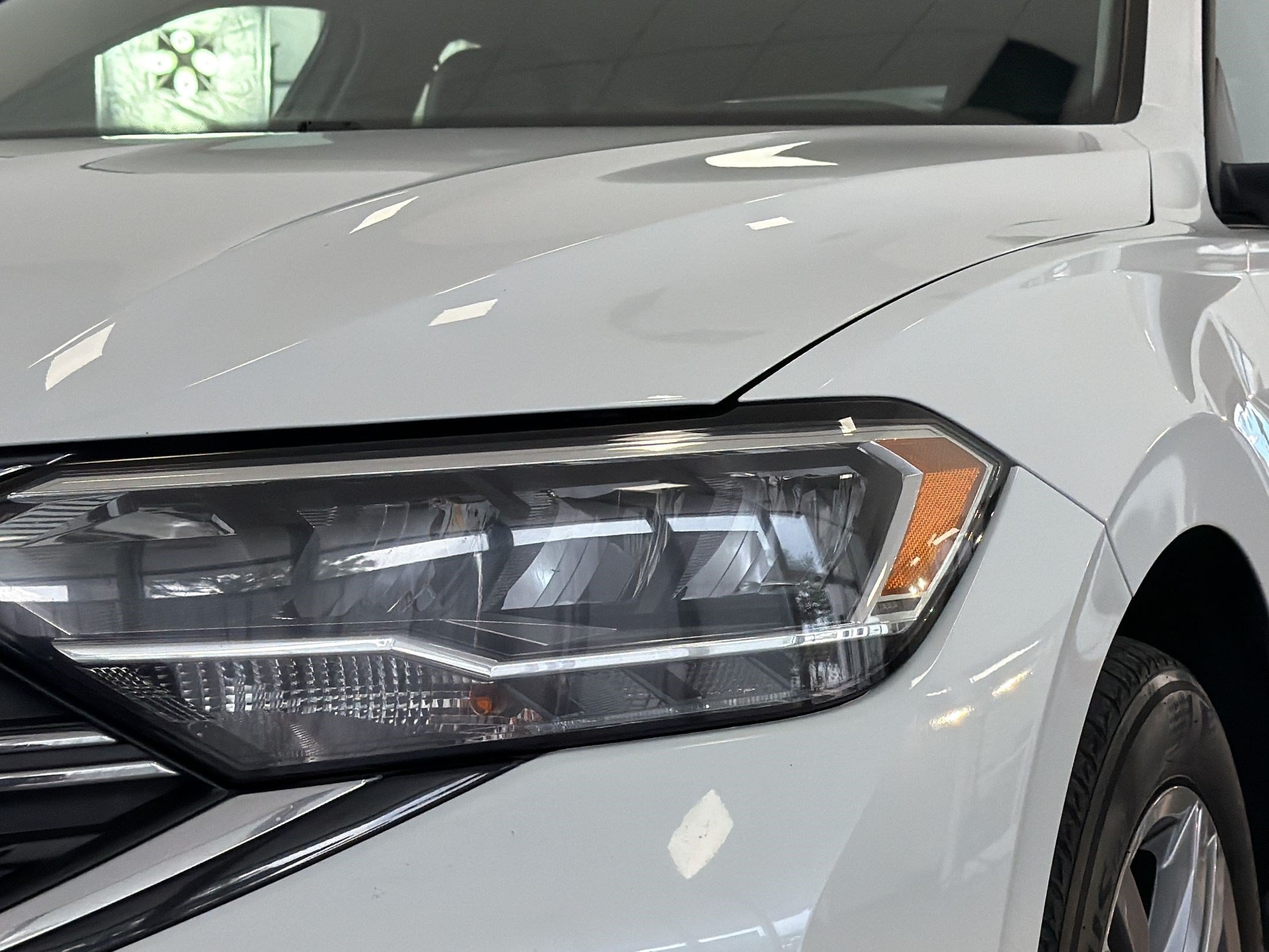 Used 2022 Volkswagen Jetta SE FWD image 11