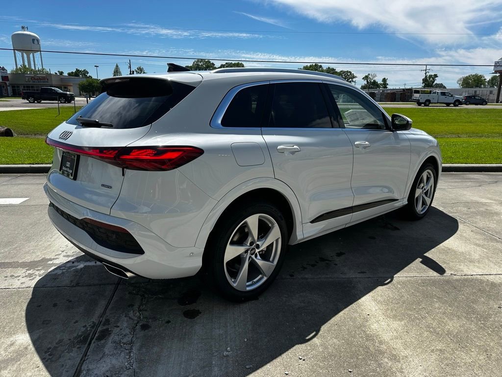 New 2025 Audi Q5 Prestige image 8