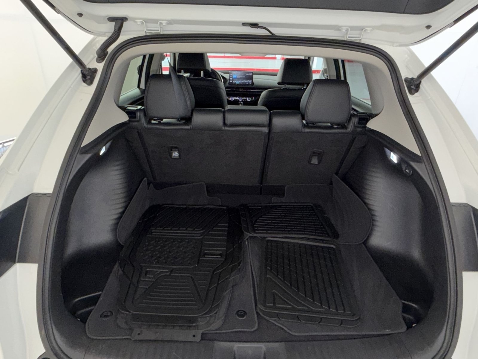 Used 2023 Honda HR-V EX-L image 25