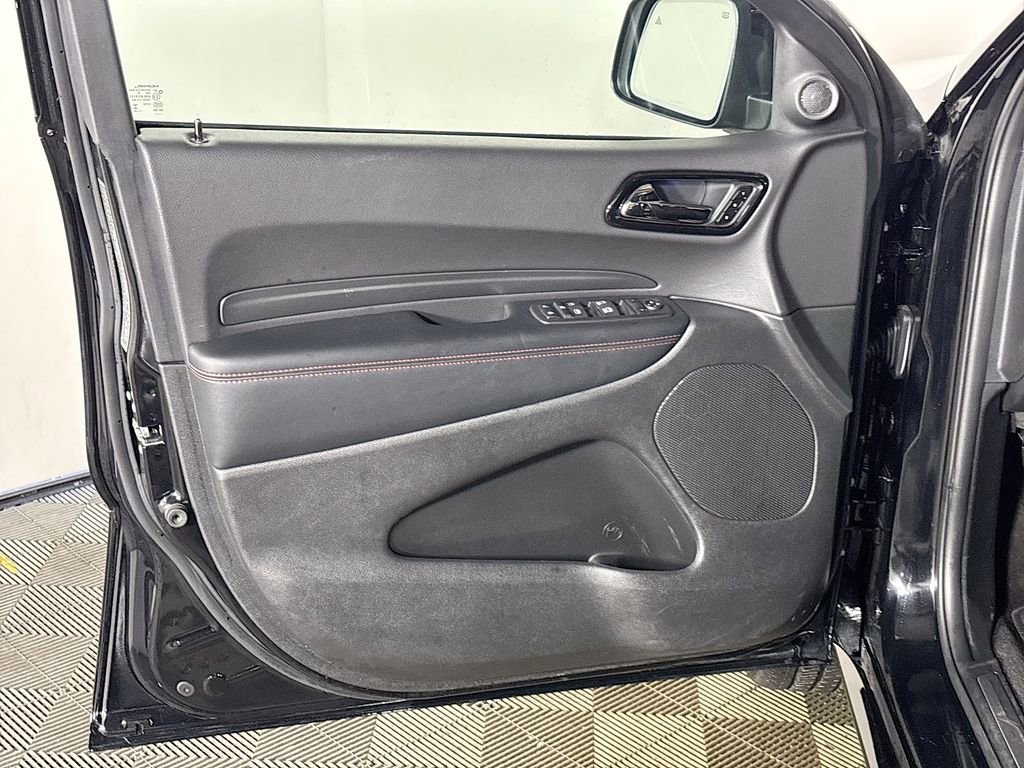 Used 2025 Dodge Durango GT image 10