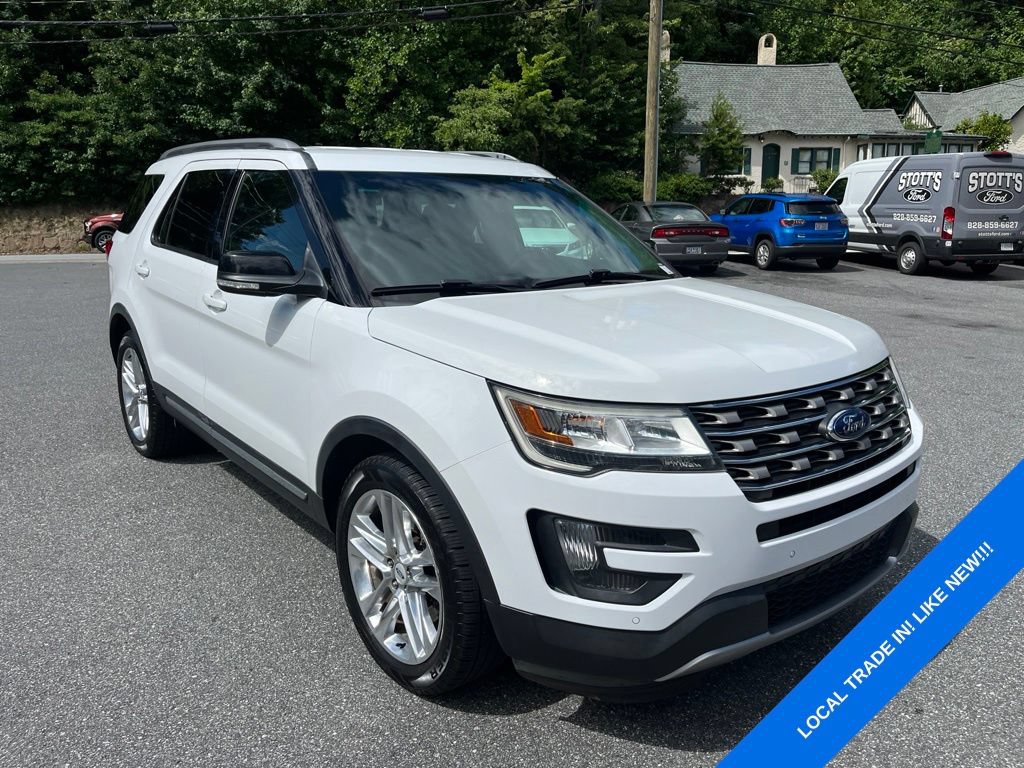Used 2016 Ford Explorer XLT w/ Equipment Group 202A FWD image 1