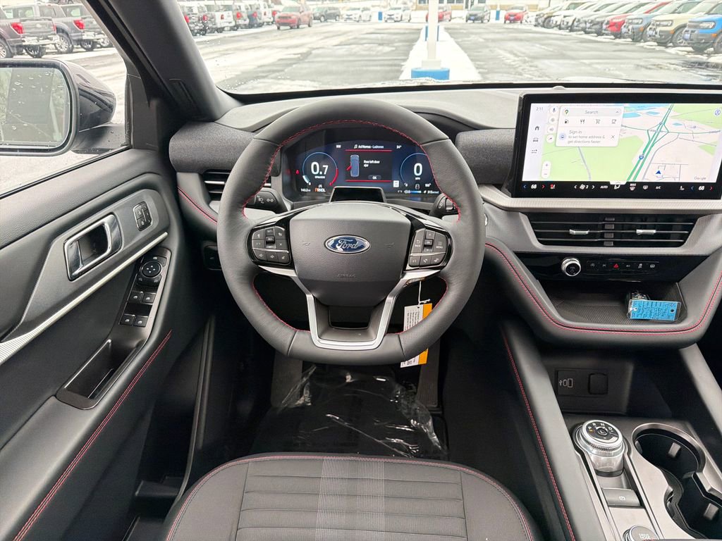 New 2026 Ford Explorer ST-Line w/ ST-Line Street Pack image 13