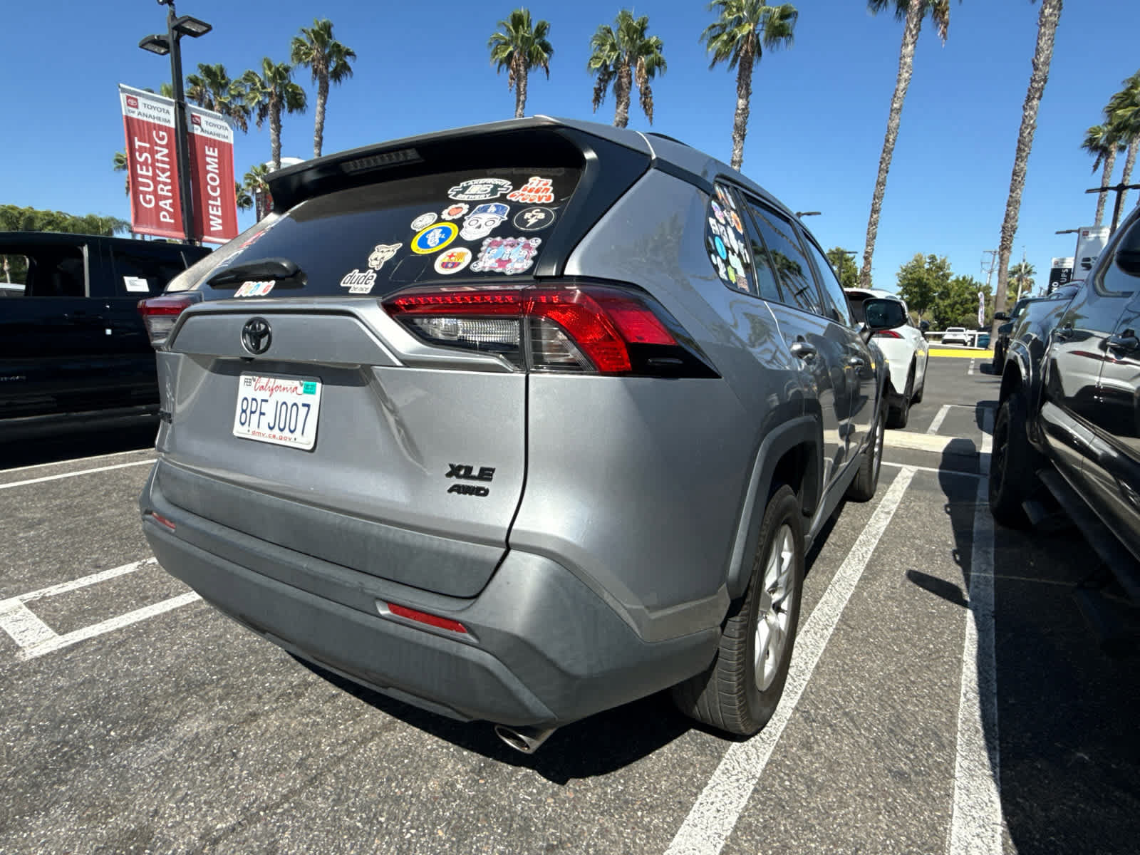 Certified 2020 Toyota RAV4 XLE AWD/4WD image 8