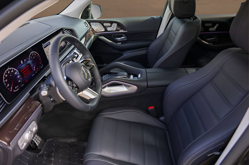 Used 2026 Mercedes-Benz GLS 450 4MATIC image 8