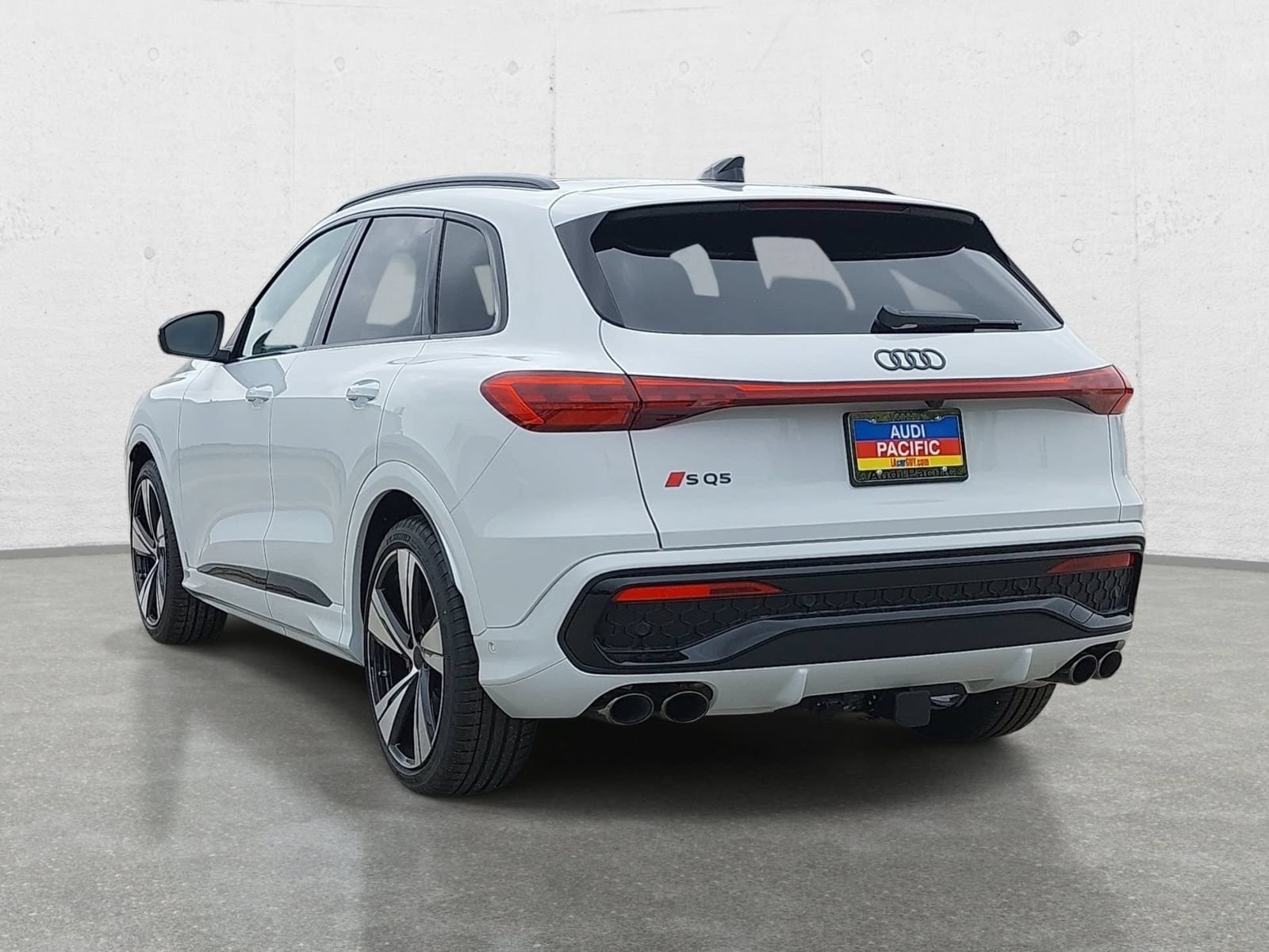 New 2026 Audi SQ5 Premium Plus AWD/4WD image 7