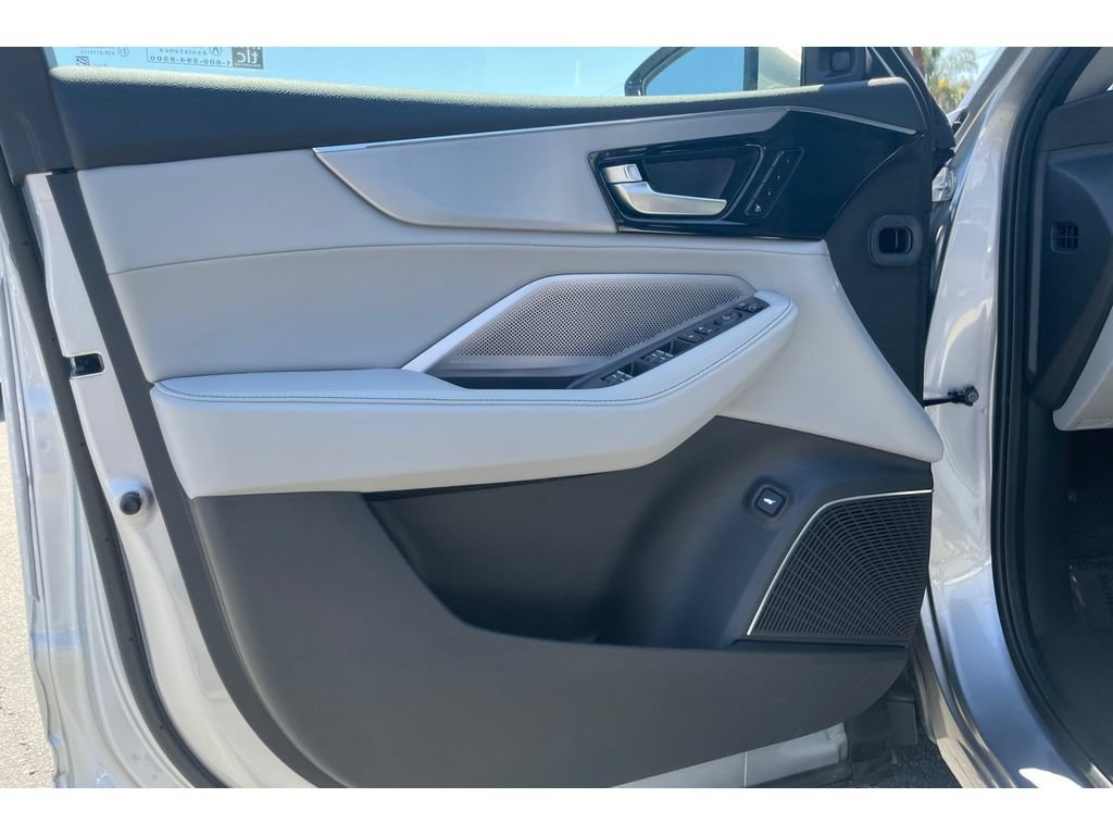 Certified 2026 Acura MDX w/ Technology Package AWD/4WD image 10