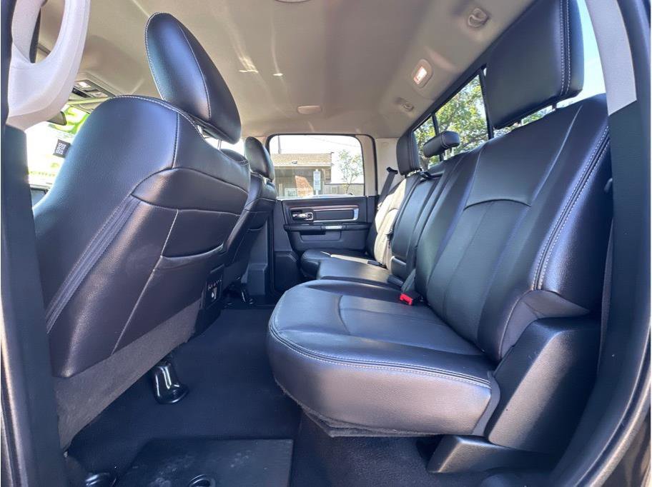 Used 2017 RAM 1500 Laramie w/ Convenience Group image 13