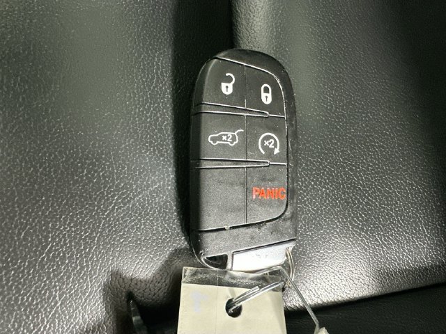 Used 2022 Dodge Durango GT AWD/4WD image 17
