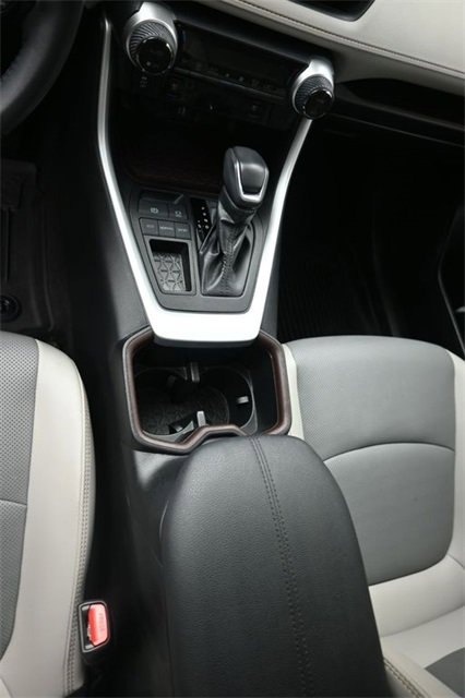 Used 2023 Toyota RAV4 Limited image 31
