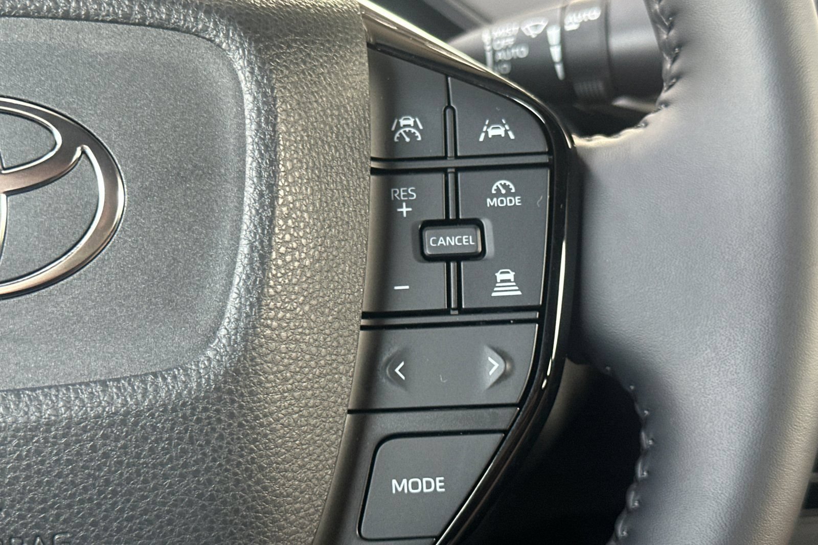 Certified 2026 Toyota Prius AWD image 28
