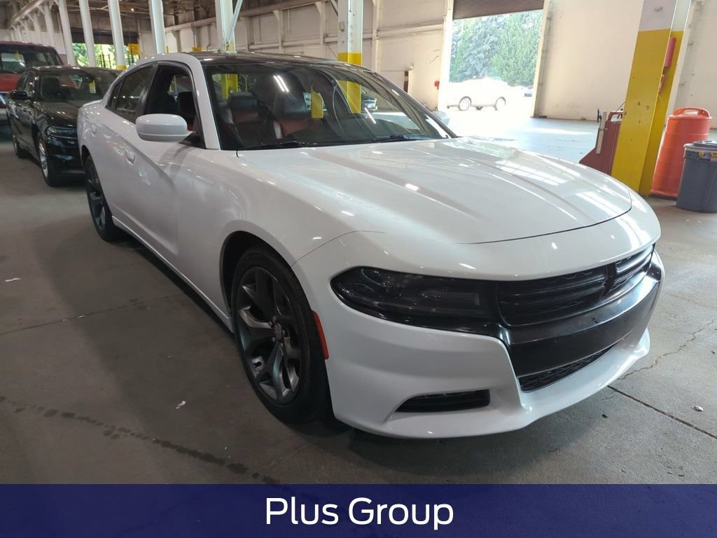 Used 2015 Dodge Charger SXT w/ Plus Group RWD image 4