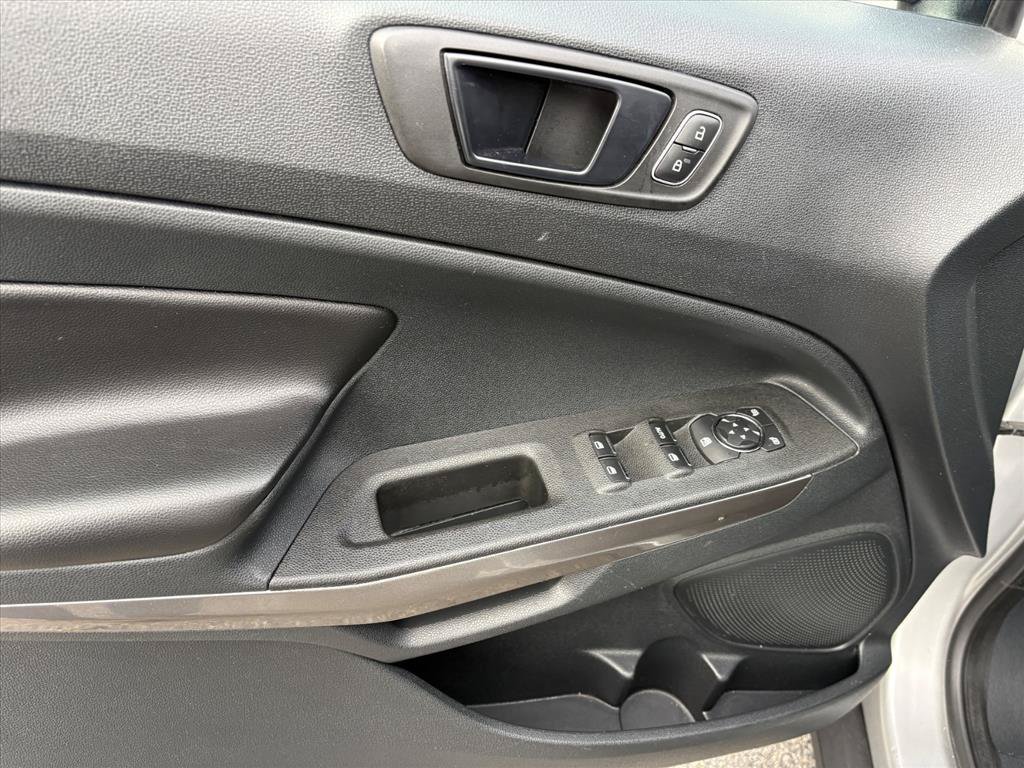 Used 2019 Ford EcoSport SES w/ SES Black Appearance Package AWD/4WD image 23