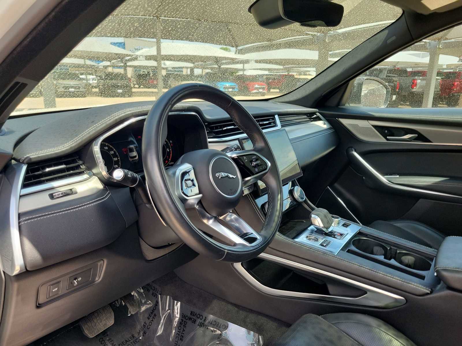 Used 2024 Jaguar F-PACE R-Dynamic S AWD/4WD image 10