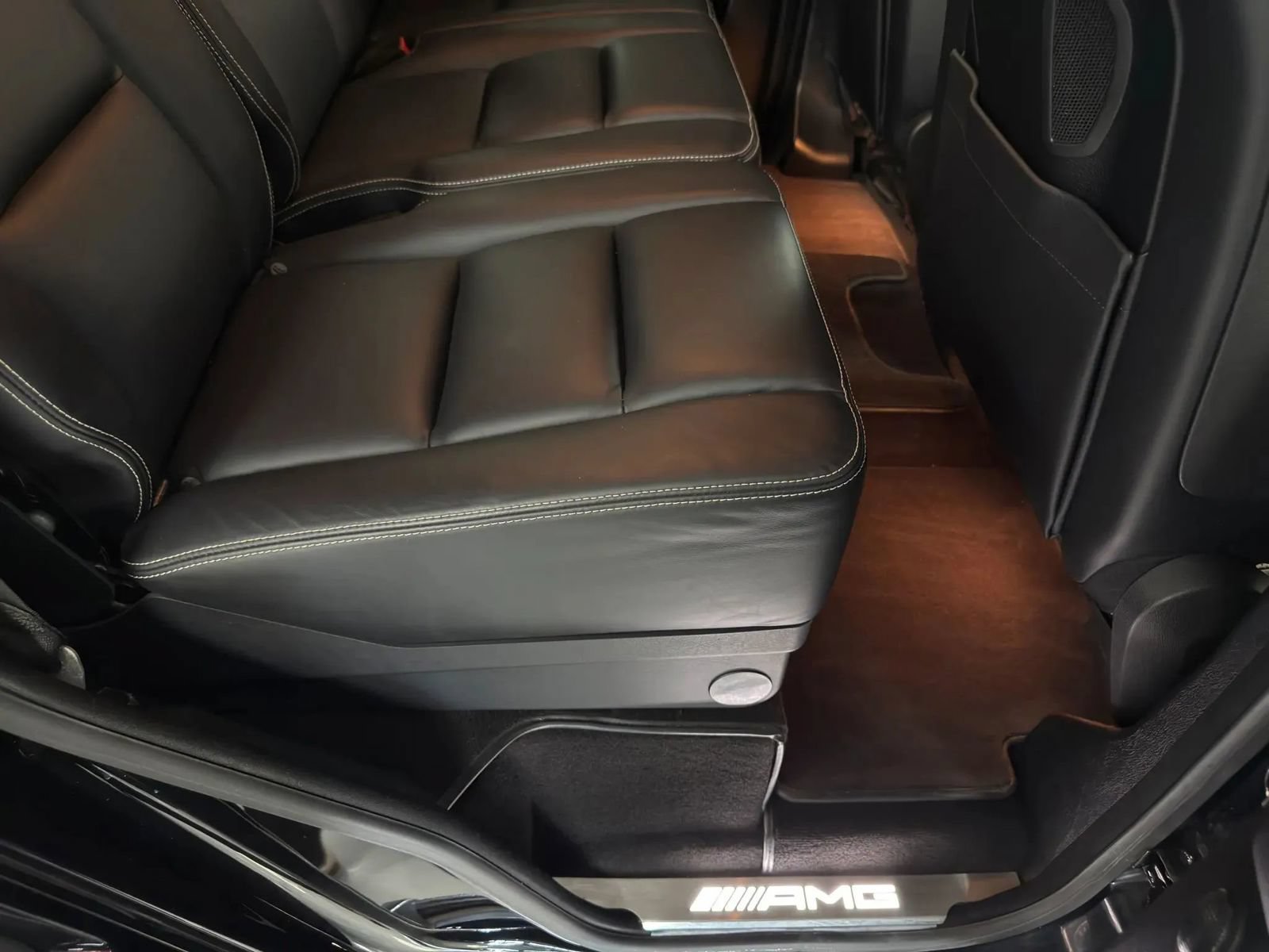 Used 2014 Mercedes-Benz G 63 AMG 4MATIC image 40