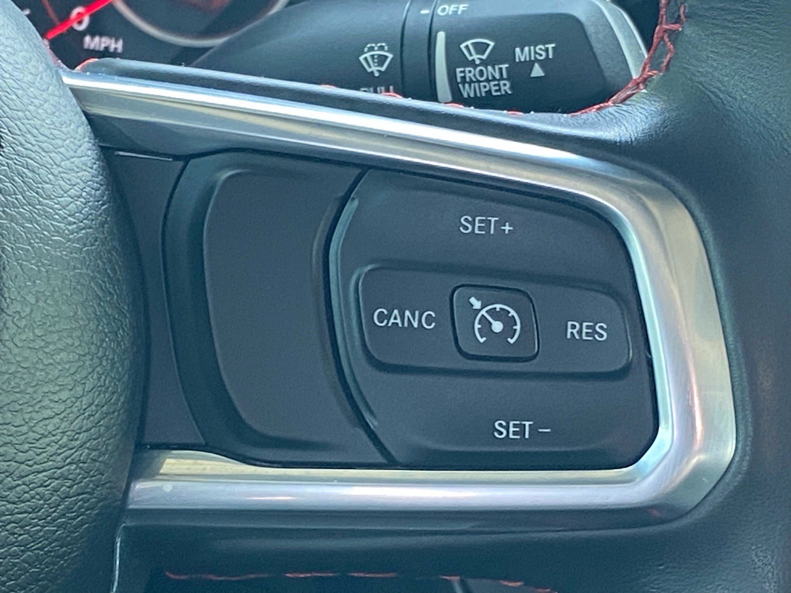 Used 2022 Jeep Gladiator Rubicon w/ LED Lighting Group AWD/4WD image 8
