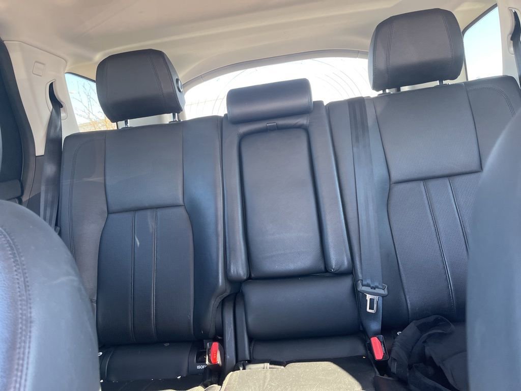 Used 2017 Land Rover Discovery Sport HSE image 19