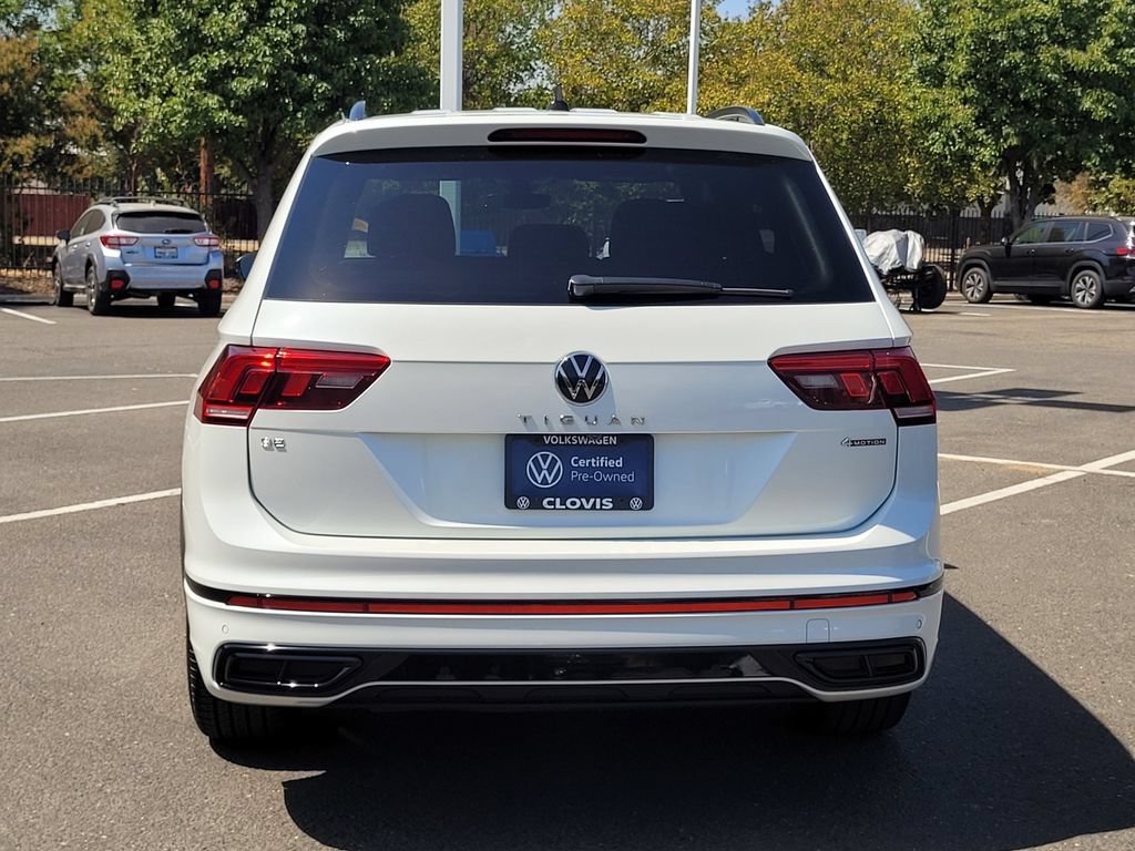 Used 2024 Volkswagen Tiguan SE R-Line AWD/4WD image 7