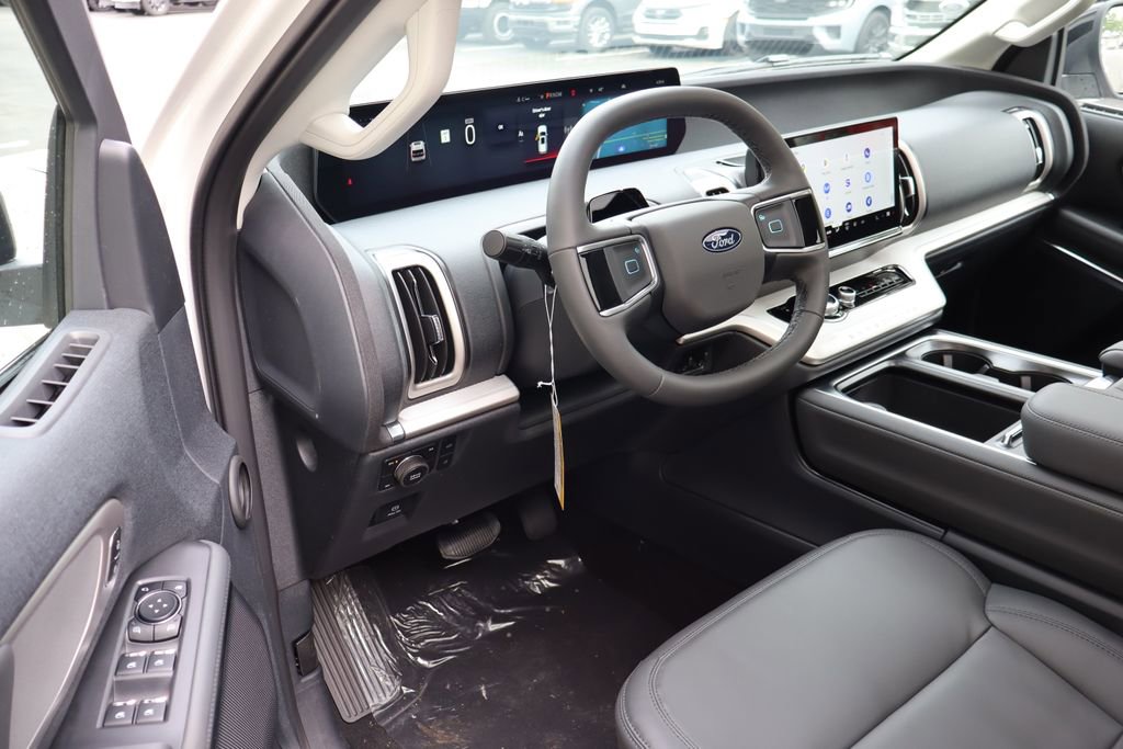 New 2026 Ford Expedition Max Active AWD/4WD image 4