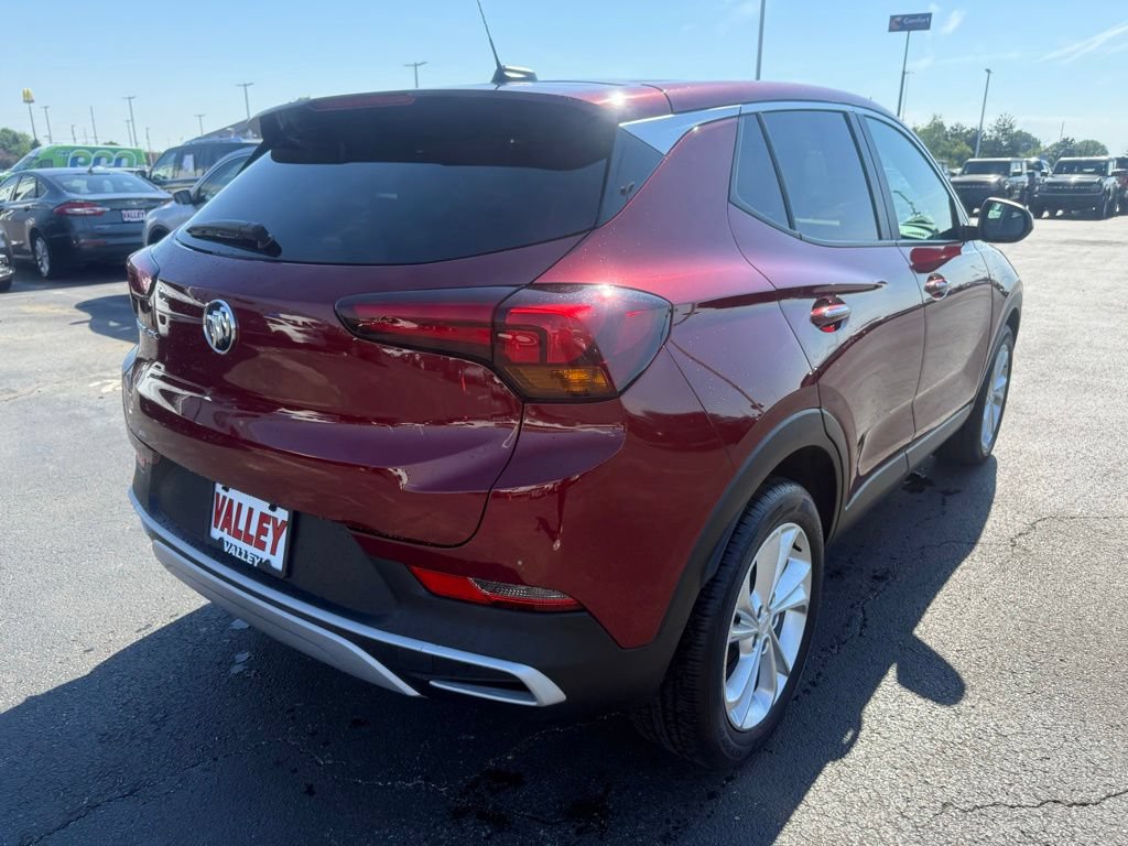Used 2023 Buick Encore GX Preferred w/ Cold Weather Comfort Package FWD image 3
