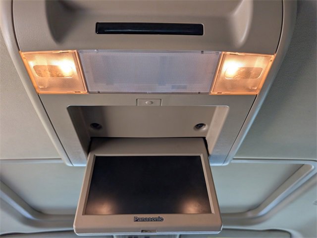 Used 2013 GMC Yukon XL Denali image 31