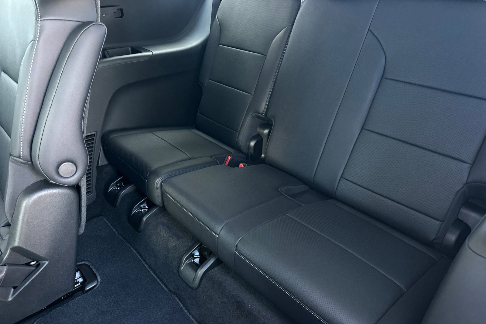 New 2026 Chevrolet Traverse LT w/ Enhanced Driving Package FWD image 15