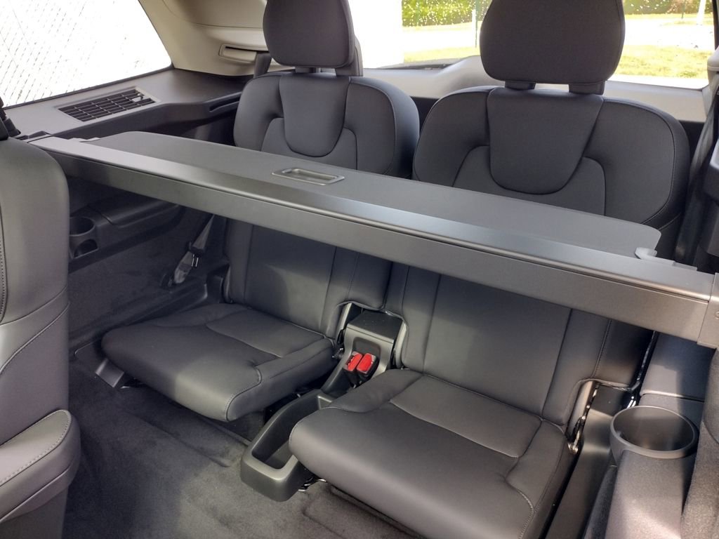 New 2026 Volvo XC90 B6 Plus w/ Protection Package image 24
