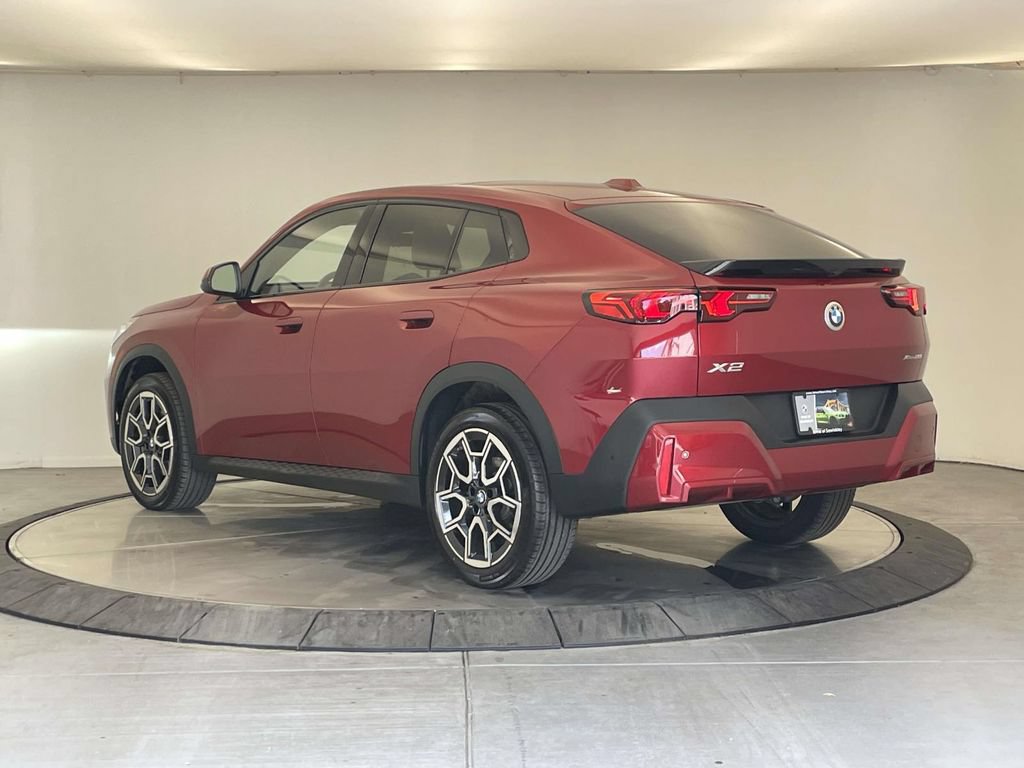 Used 2026 BMW X2 xDrive28i w/ Convenience Package AWD/4WD image 3