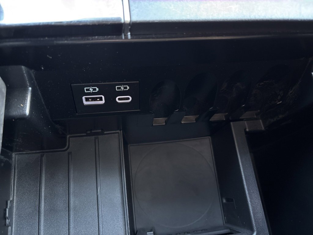 Used 2025 Toyota Tundra SR5 image 25