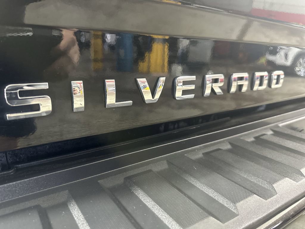 Used 2017 Chevrolet Silverado 1500 LTZ Z71 w/ Realtree Edition AWD/4WD image 32