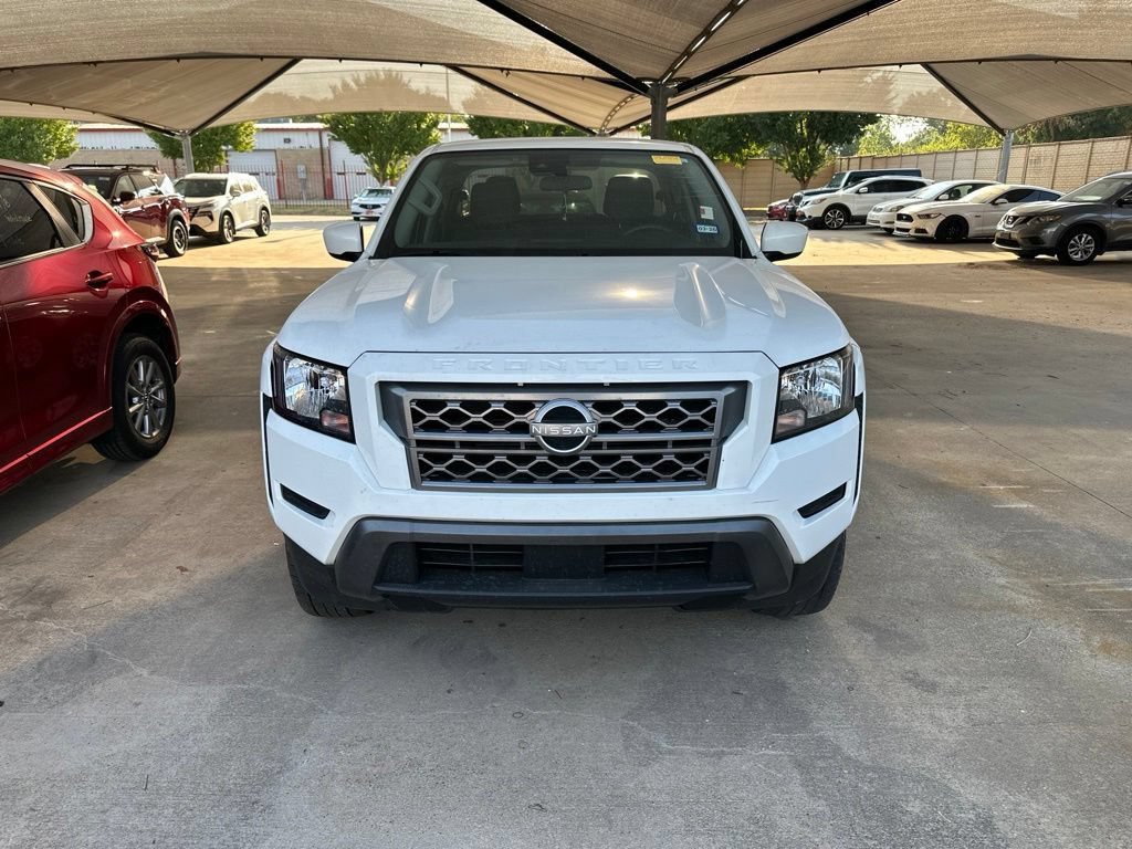Certified 2024 Nissan Frontier SV RWD image 4