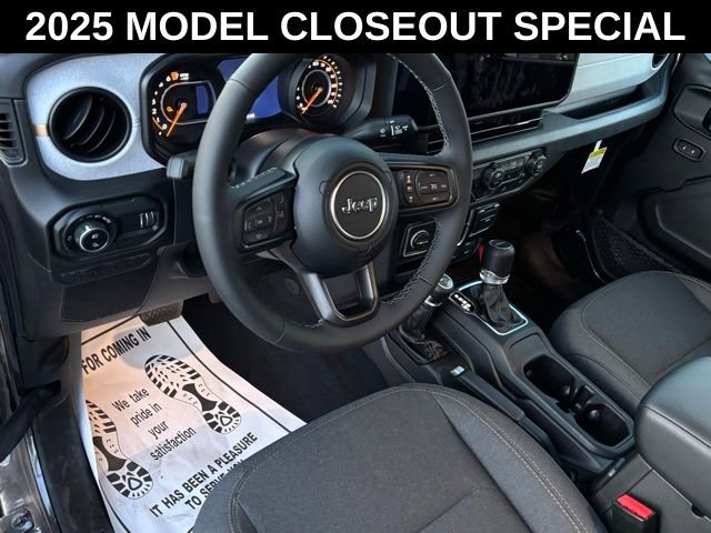 New 2025 Jeep Gladiator Sport AWD/4WD image 9