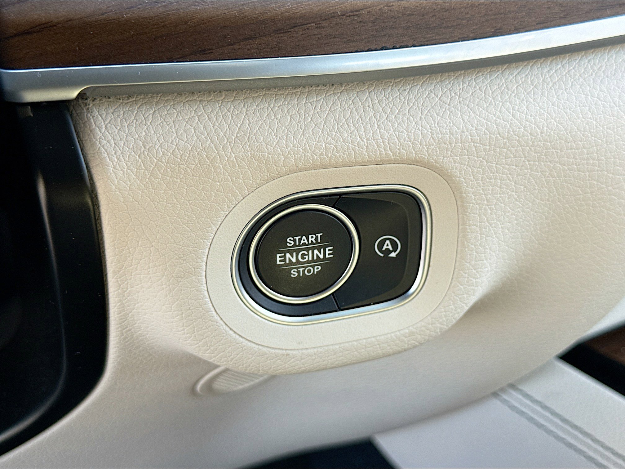 Used 2022 Mercedes-Benz GLE 450 4MATIC image 9