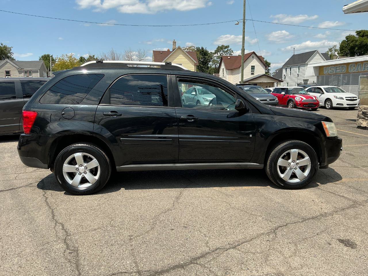 Used 2008 Pontiac Torrent AWD image 3