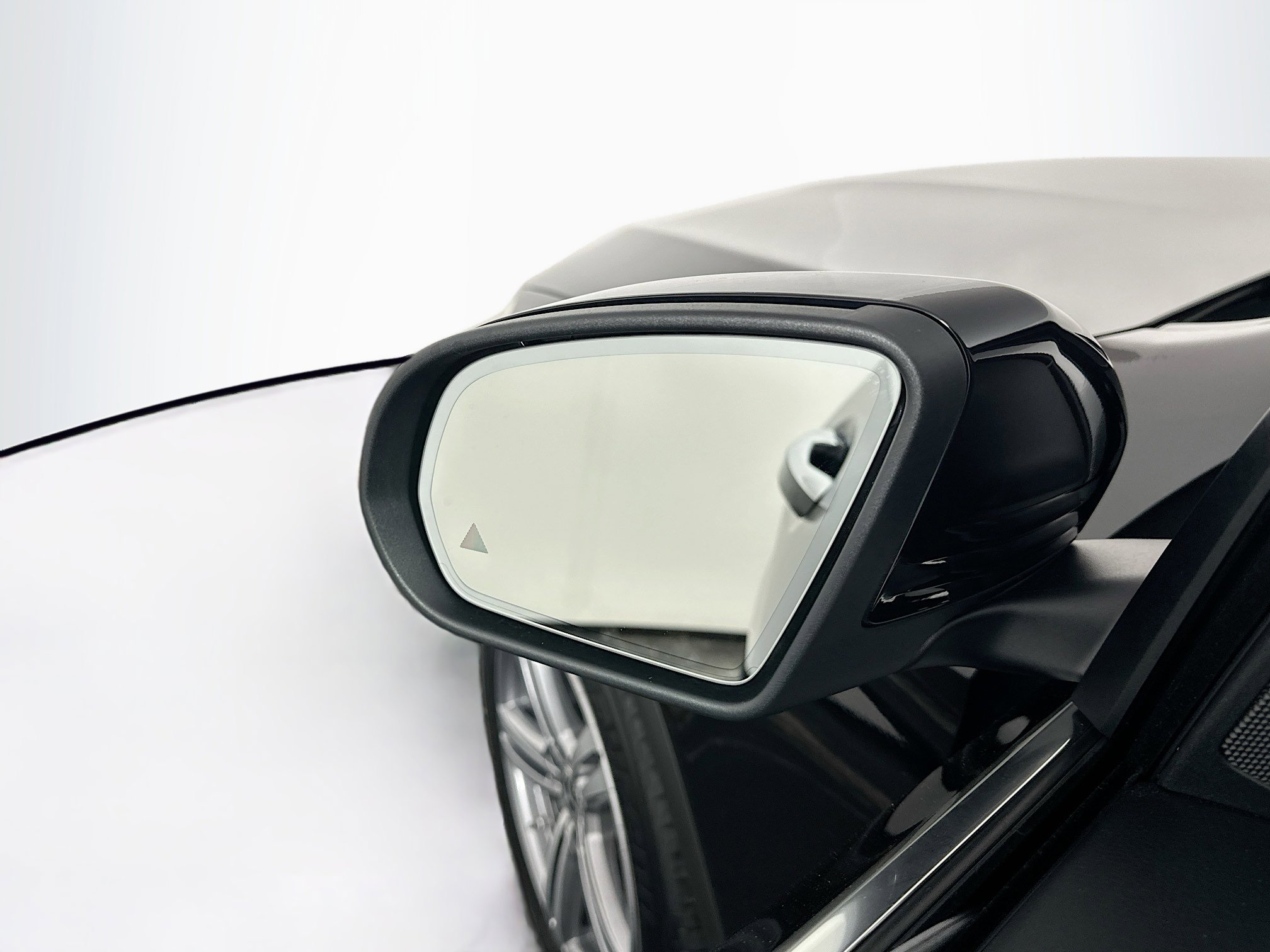 Used 2022 Mercedes-Benz GLC 300 4MATIC w/ Premium Package Lite image 16