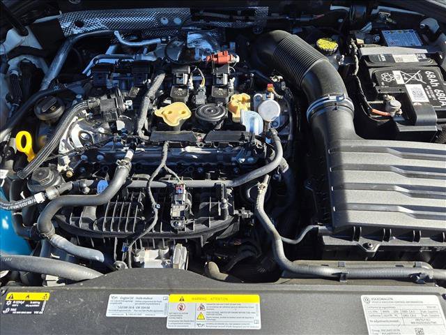 Used 2024 Volkswagen Golf R image 21