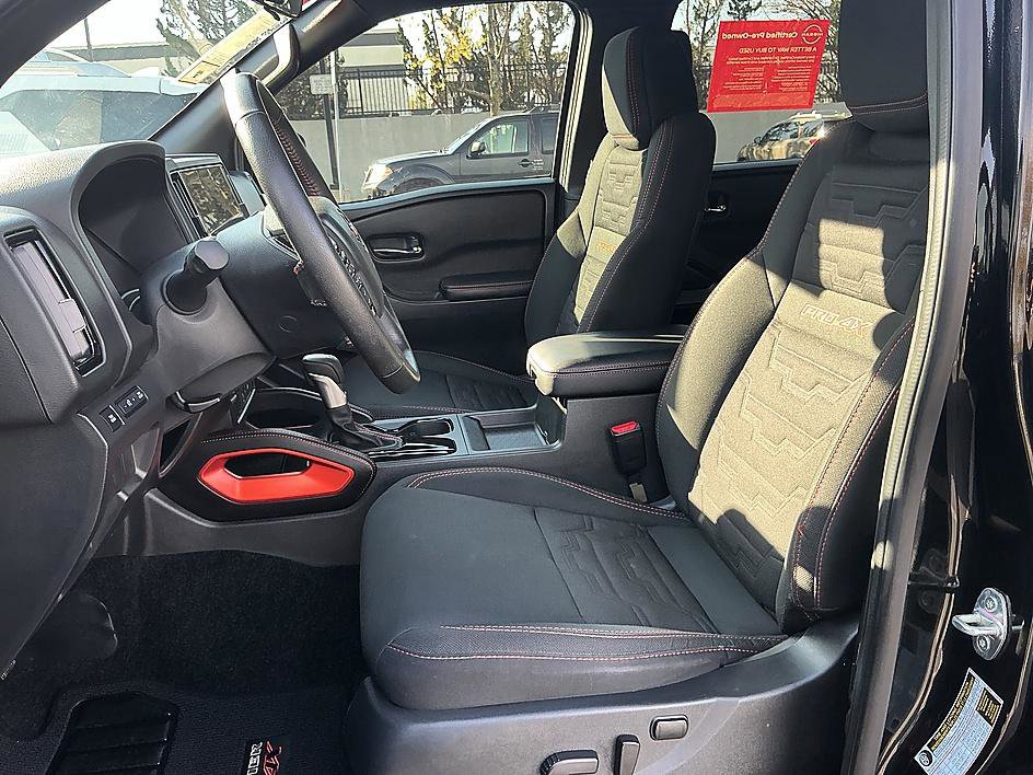 Certified 2025 Nissan Frontier PRO-4X image 12