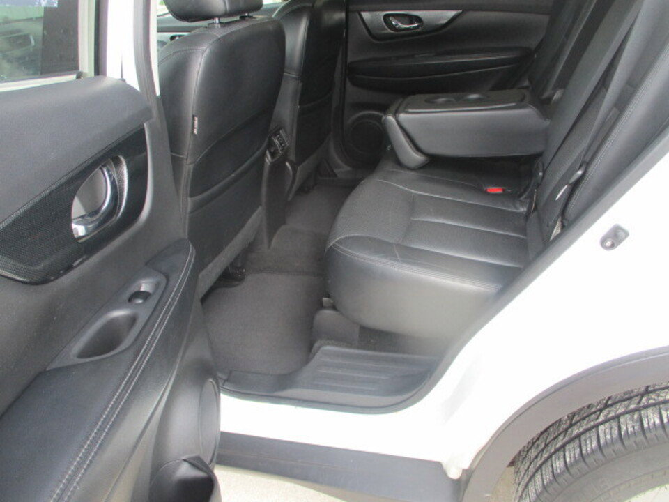 Used 2014 Nissan Rogue SL image 8