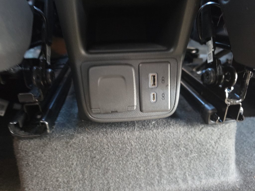 Used 2024 Chevrolet TrailBlazer RS w/ Convenience Package FWD image 13