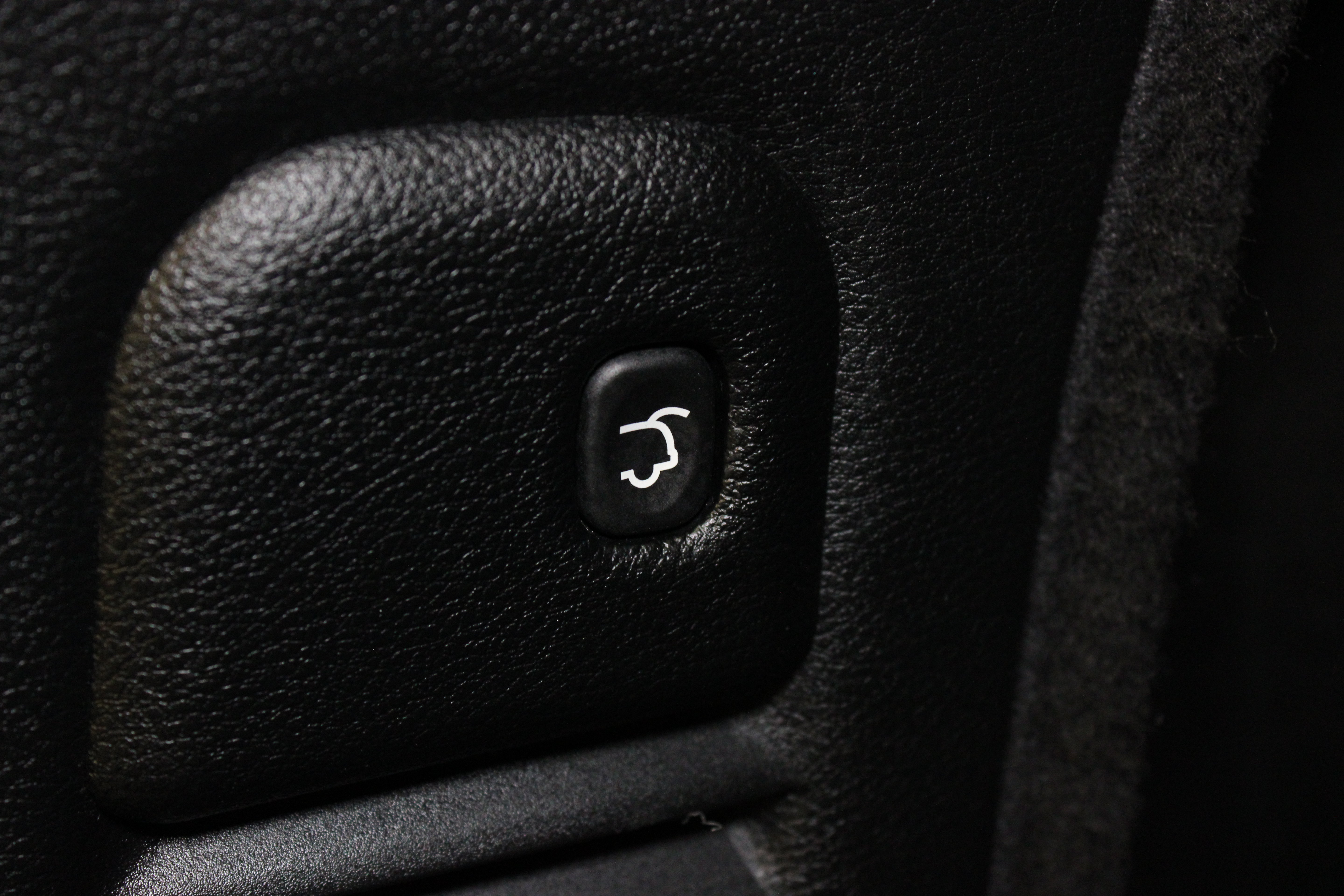 Used 2025 Dodge Durango GT AWD/4WD image 13