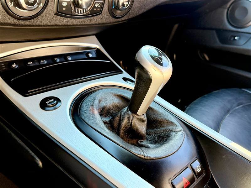 Used 2006 BMW Z4 3.0si RWD image 32